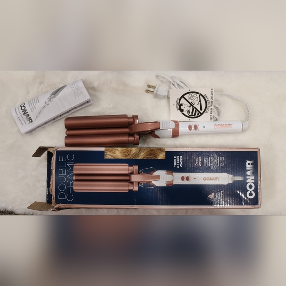 Conair Double Ceramic 3 Barrel Curling Iron - Rose Gold - Picture 1 of 3